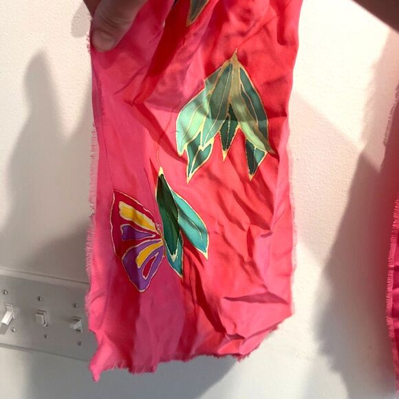 M.S. Compere Womens Pink Rectangle Scarf Small Silk Floral Day Butterfly Center - Picture 2 of 8